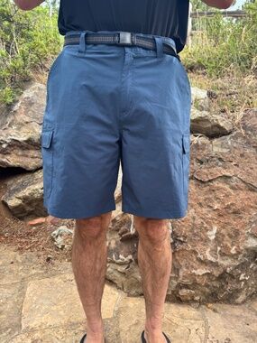 Orvis Men's Stone Blue Size 34 Flat Front Cargo Shorts